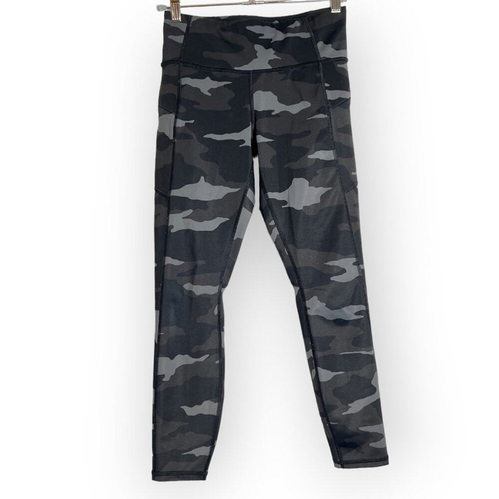 Athleta Camo Contender 7/8 High Rise Tight SIZE XSP Petite Black Gray Active